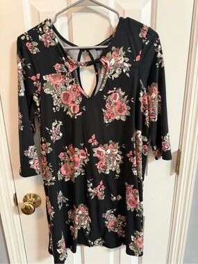 Three Hearts Black Floral Tie-Back Long Sleeve Dress